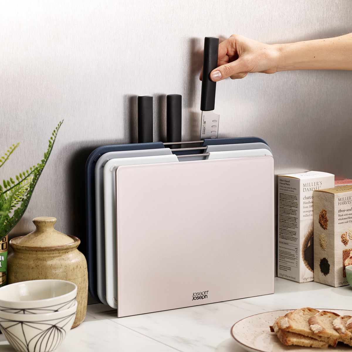 Skärbräda 35,5x33,5 cm Silver