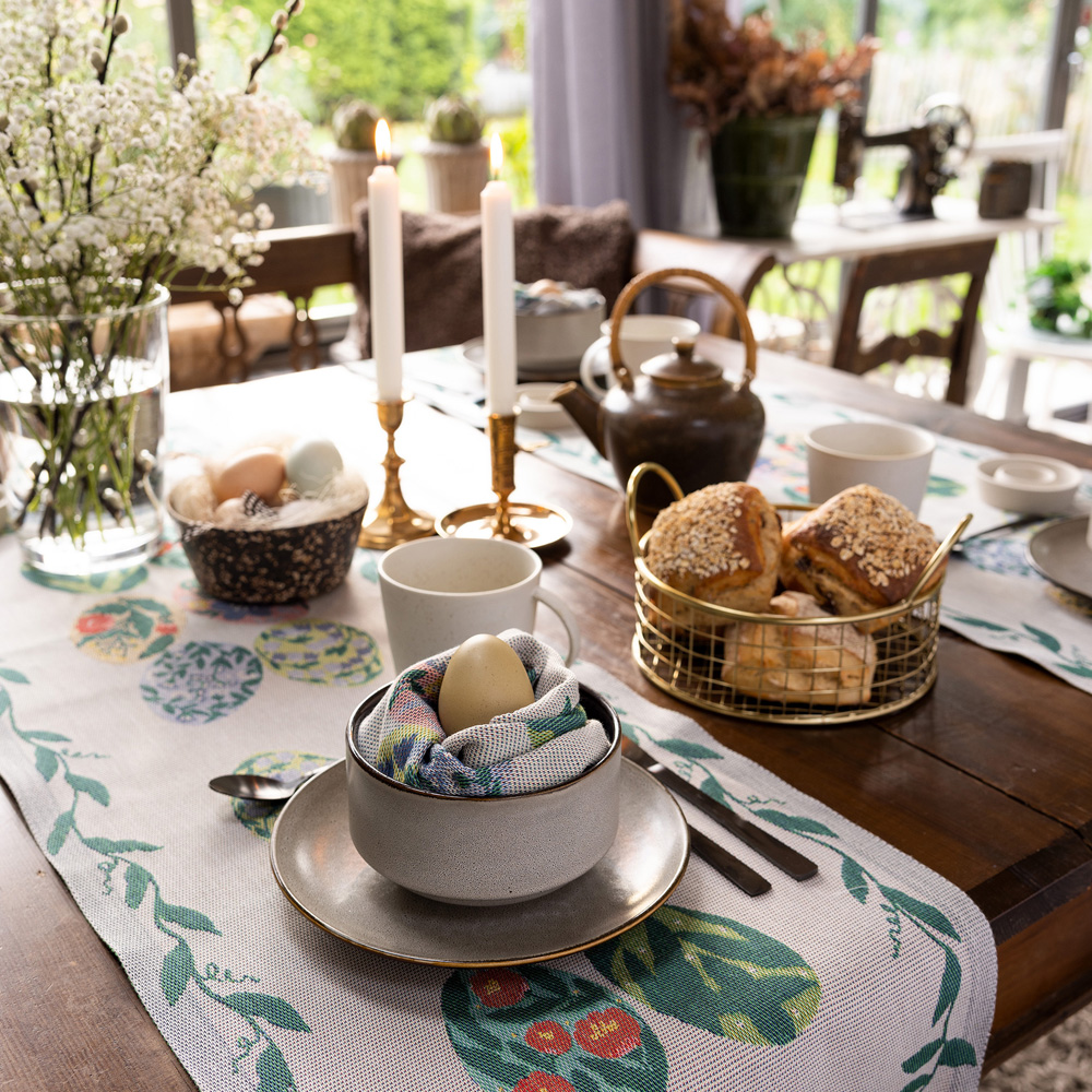 Egg Collection Bordslöpare 35x120 cm Flerfärgad