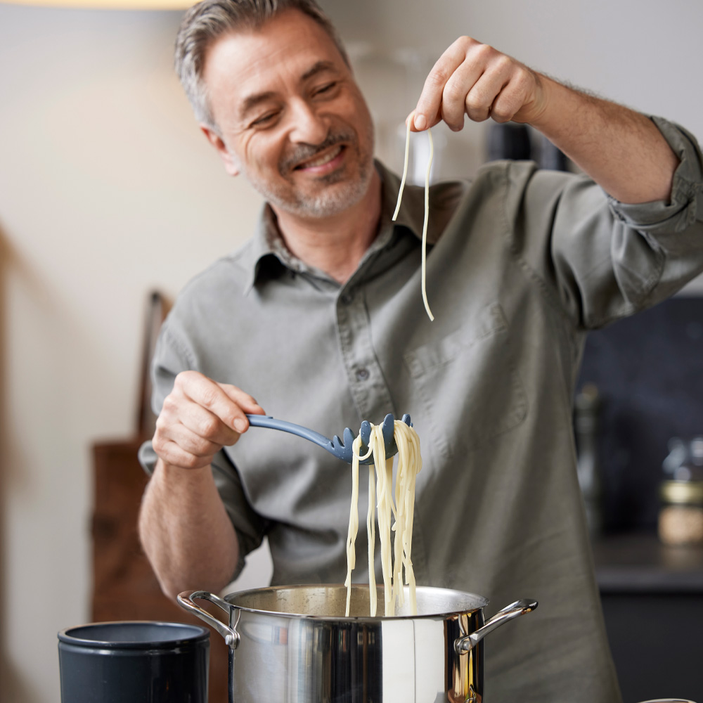 By Tareq Taylor Spagettisked Annie 33,2 cm Indigo