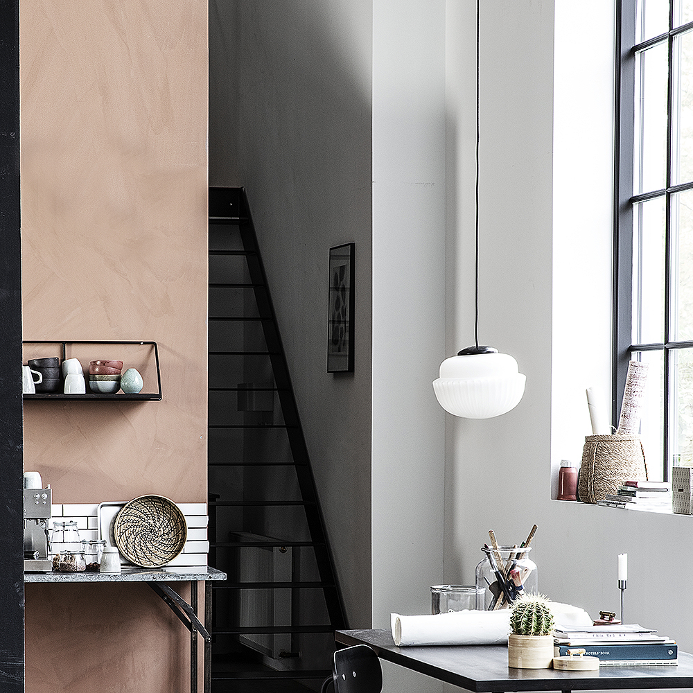 Acorn Taklampa 29x21,5 cm