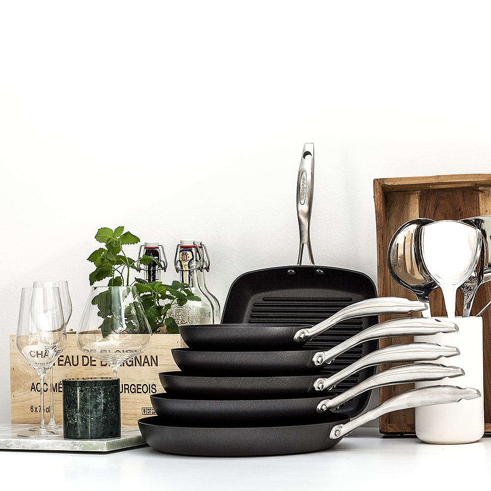 Pro IQ Stekpanna 28 cm