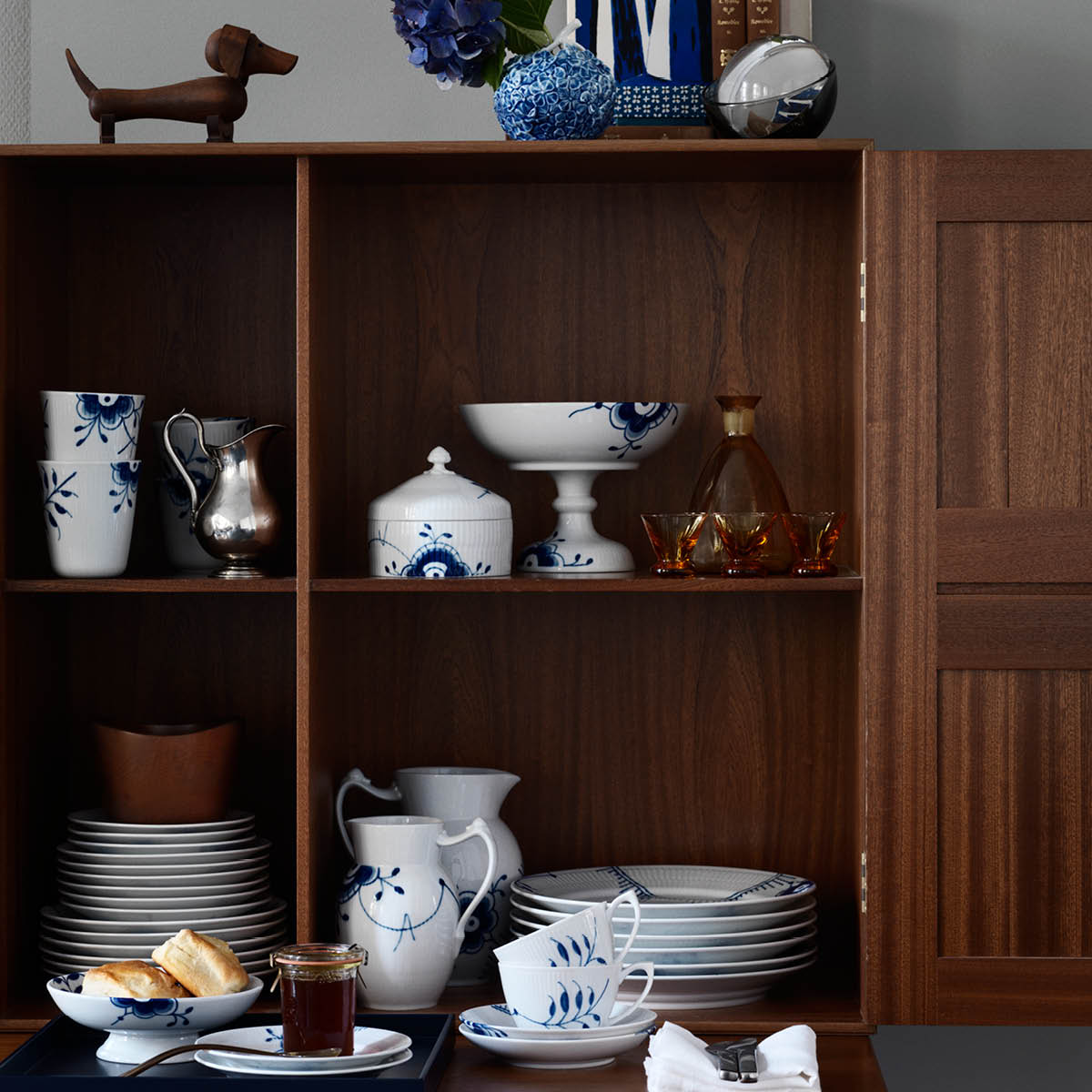 Blue Fluted Mega Kanna 38 cl