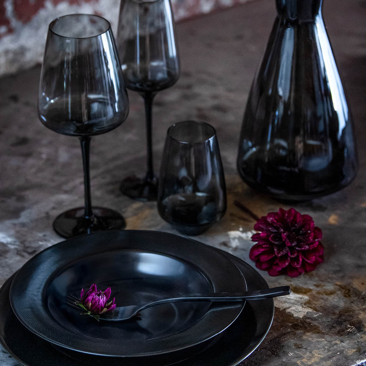 Noir Vattenglas 35 cl Svart