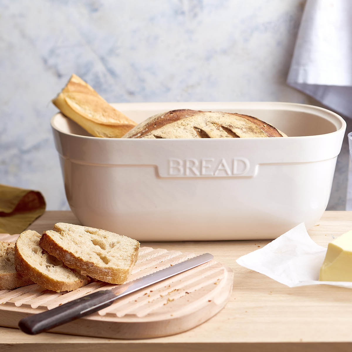 Kitchen Tools Brödlåda 6,5L Beige