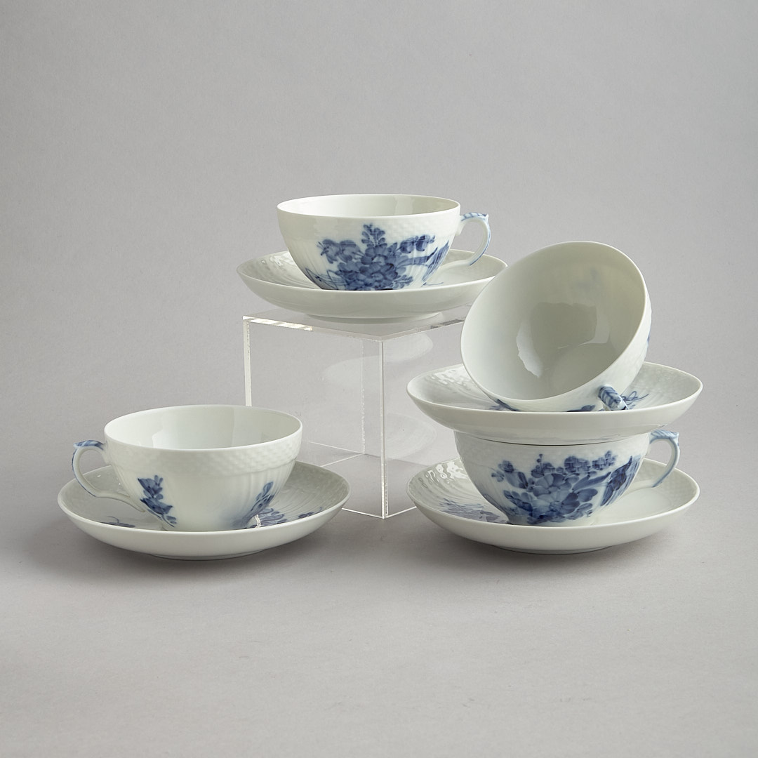 Bl&aring; Blomster tekoppar med fat  4 st
