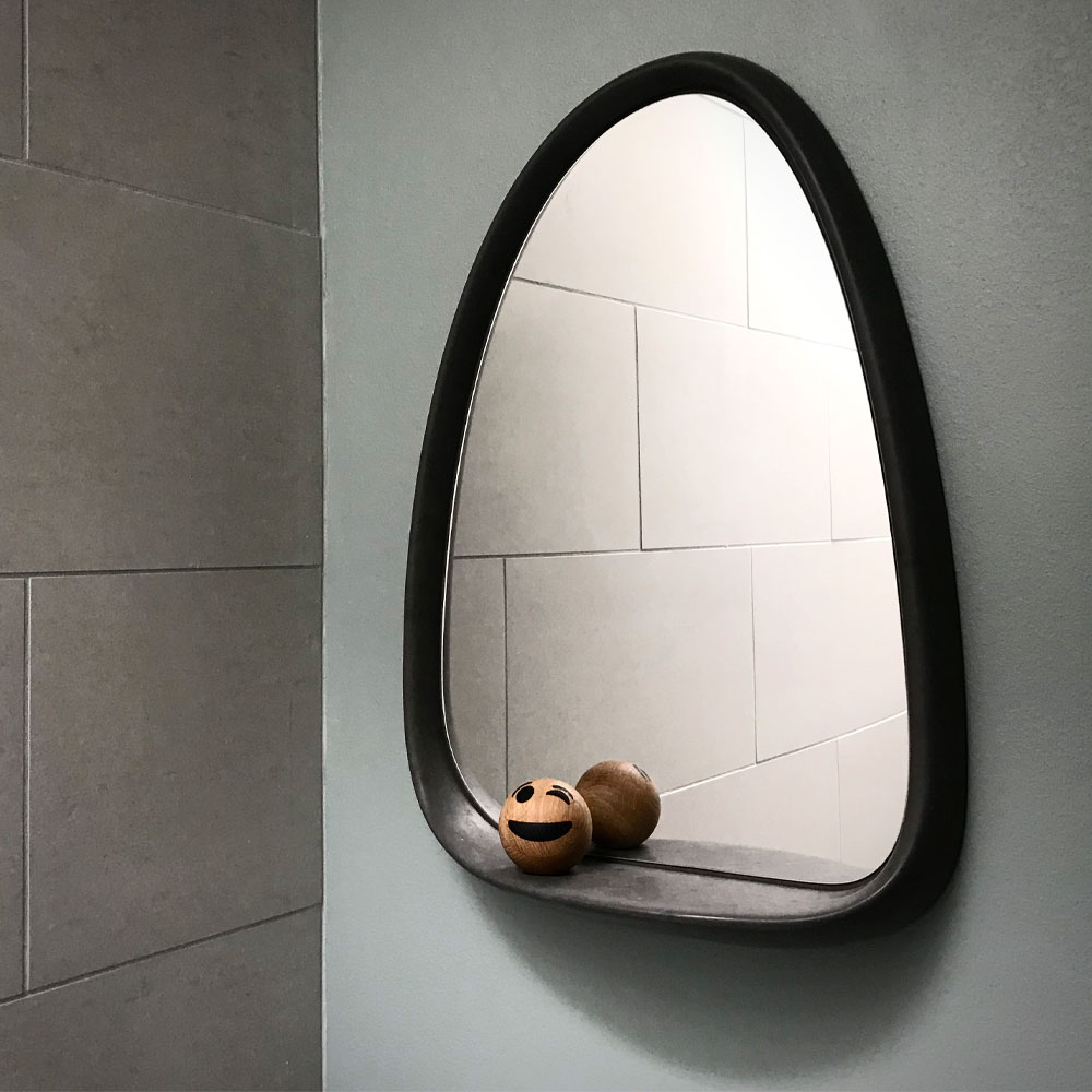 Emojiboll Ek 7 cm Winking