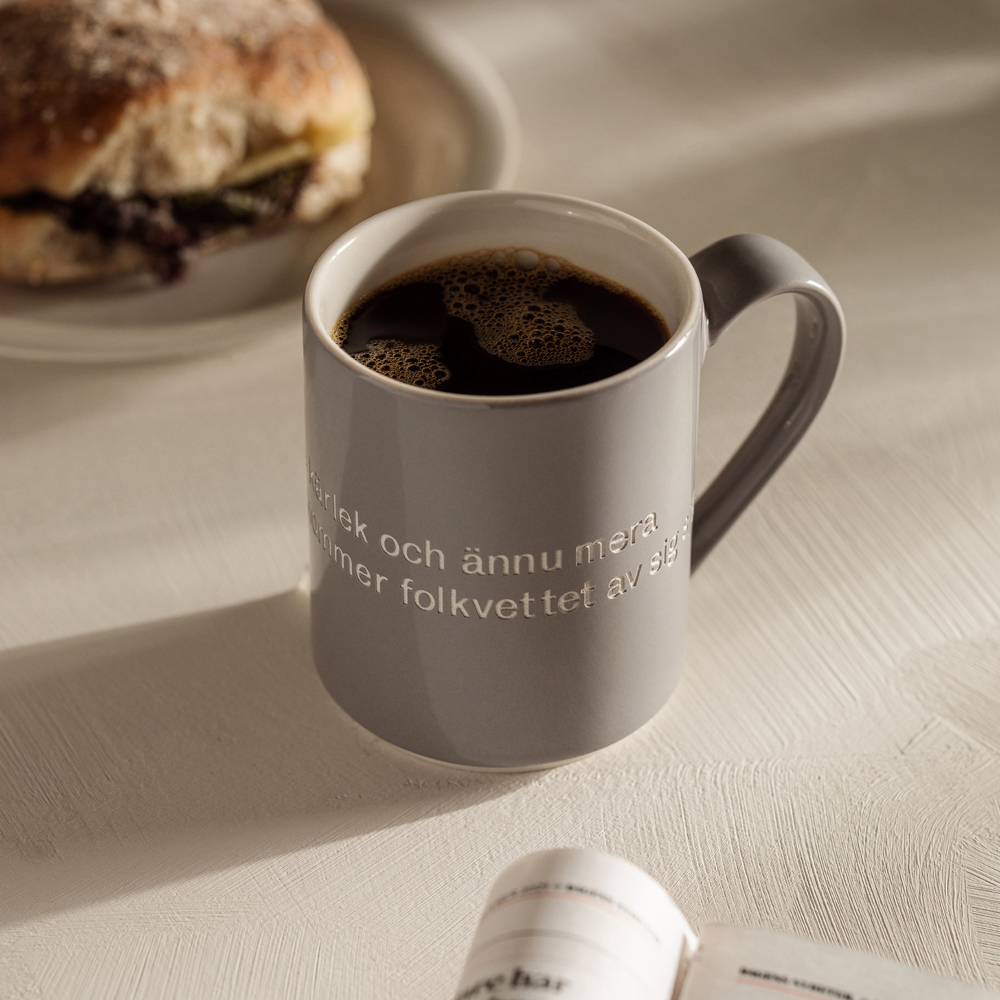 Astrid Lindgren Mugg Grå Ge barnen kärlek