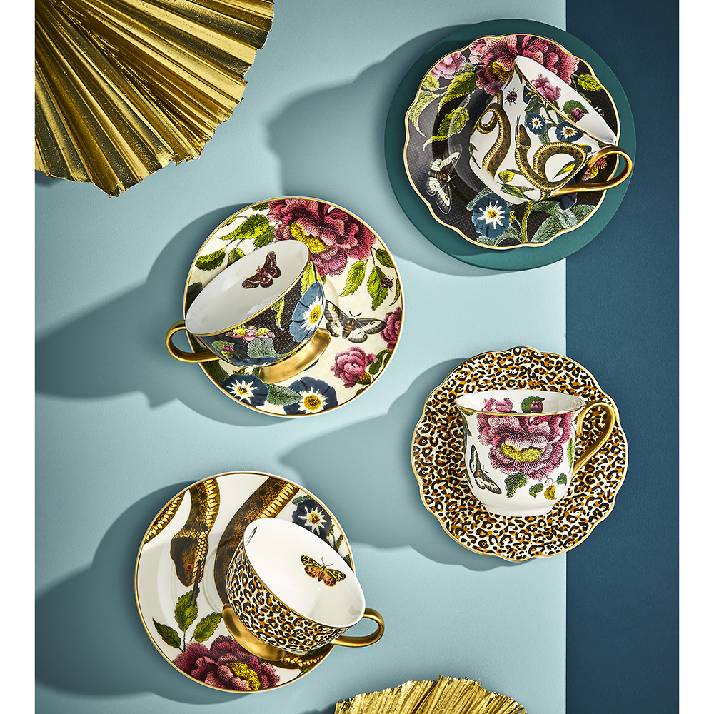 Creatures of Curiosity Tekopp med fat 20 cl Dark Floral