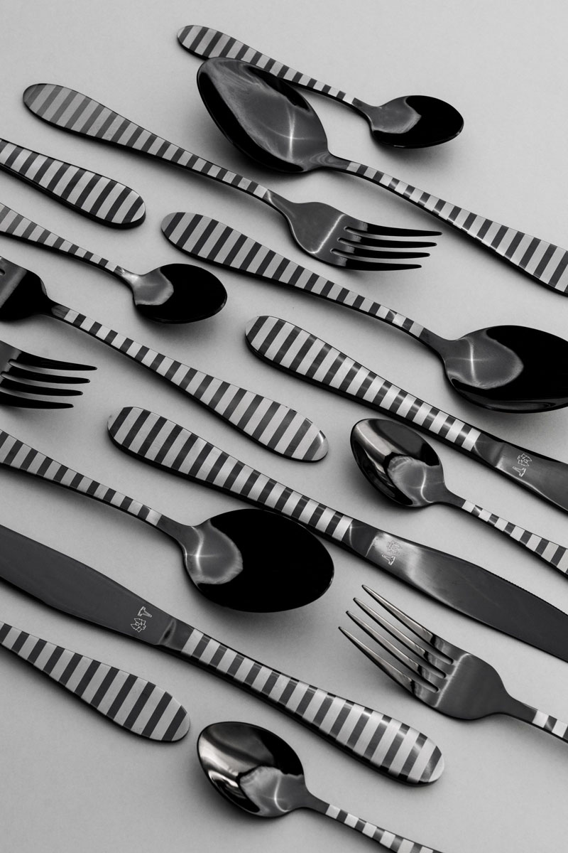 Frost Bestickset 16-delars Svart/Silver