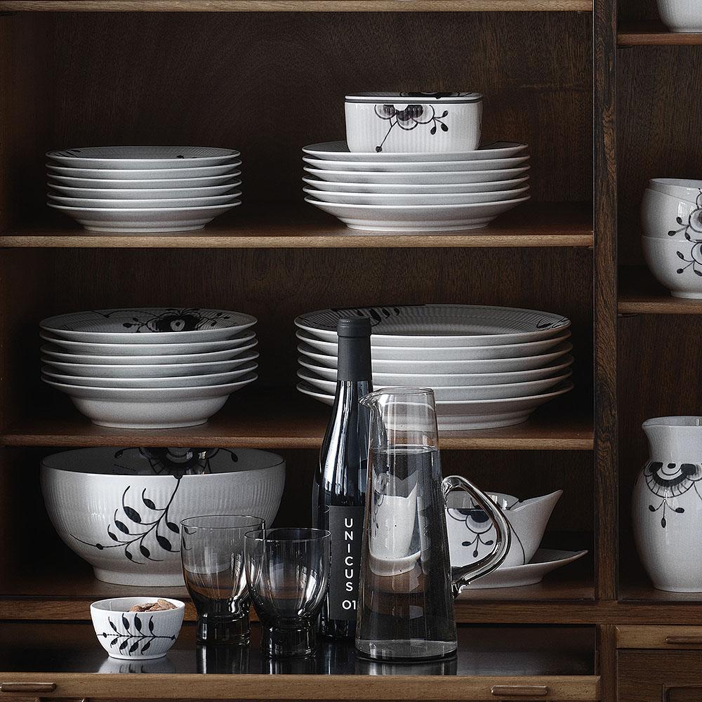 Black Fluted Mega Såsskål 55 cl