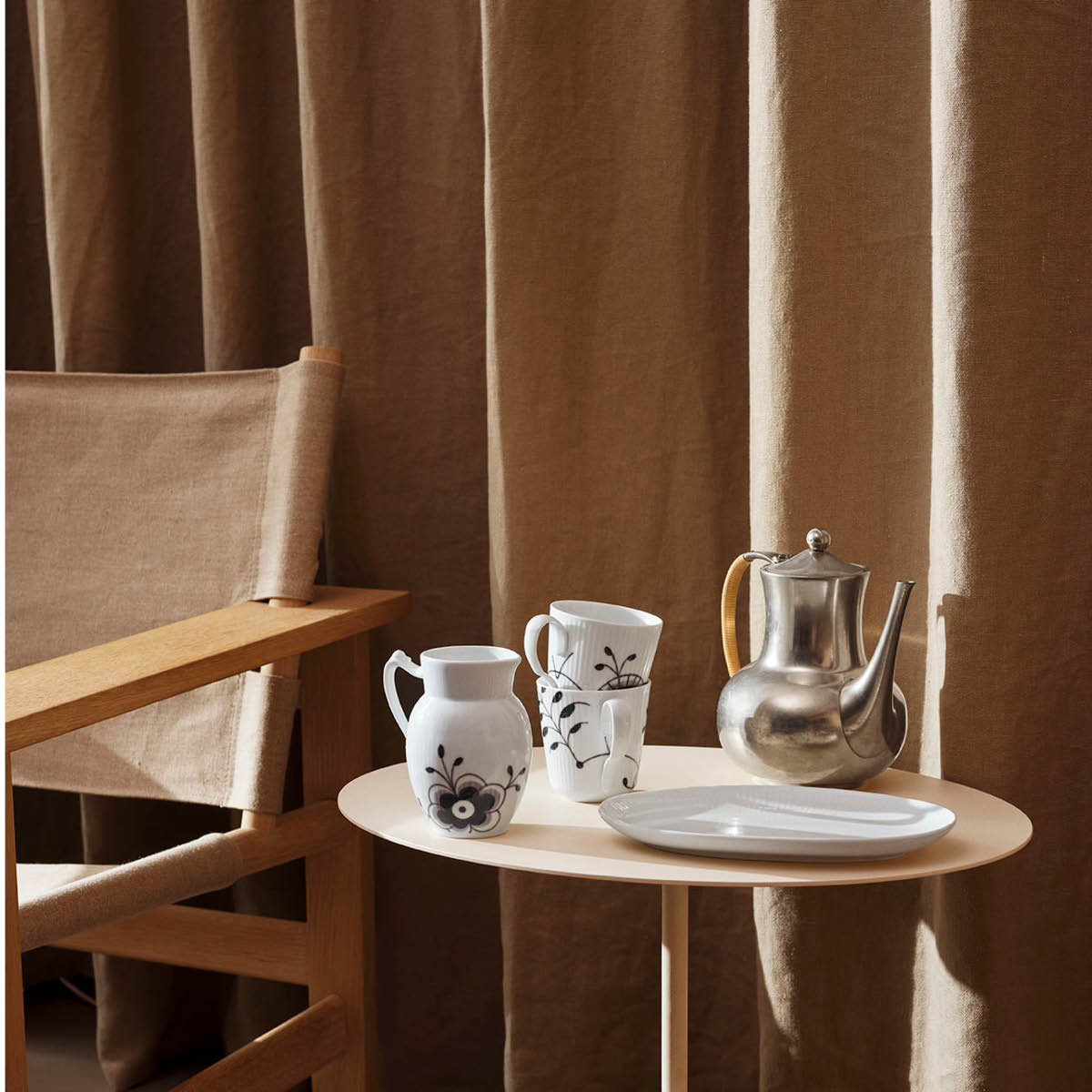 Black Fluted Mega Kanna 38 cl