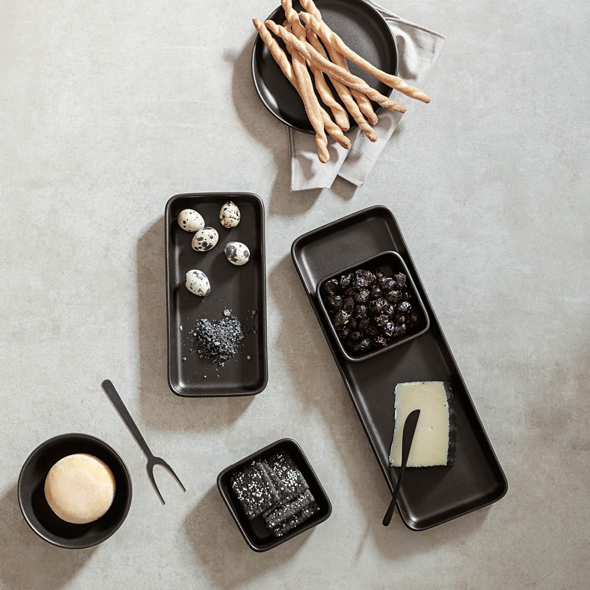 Nordic Kitchen Serveringsfat 13x37 cm Svart