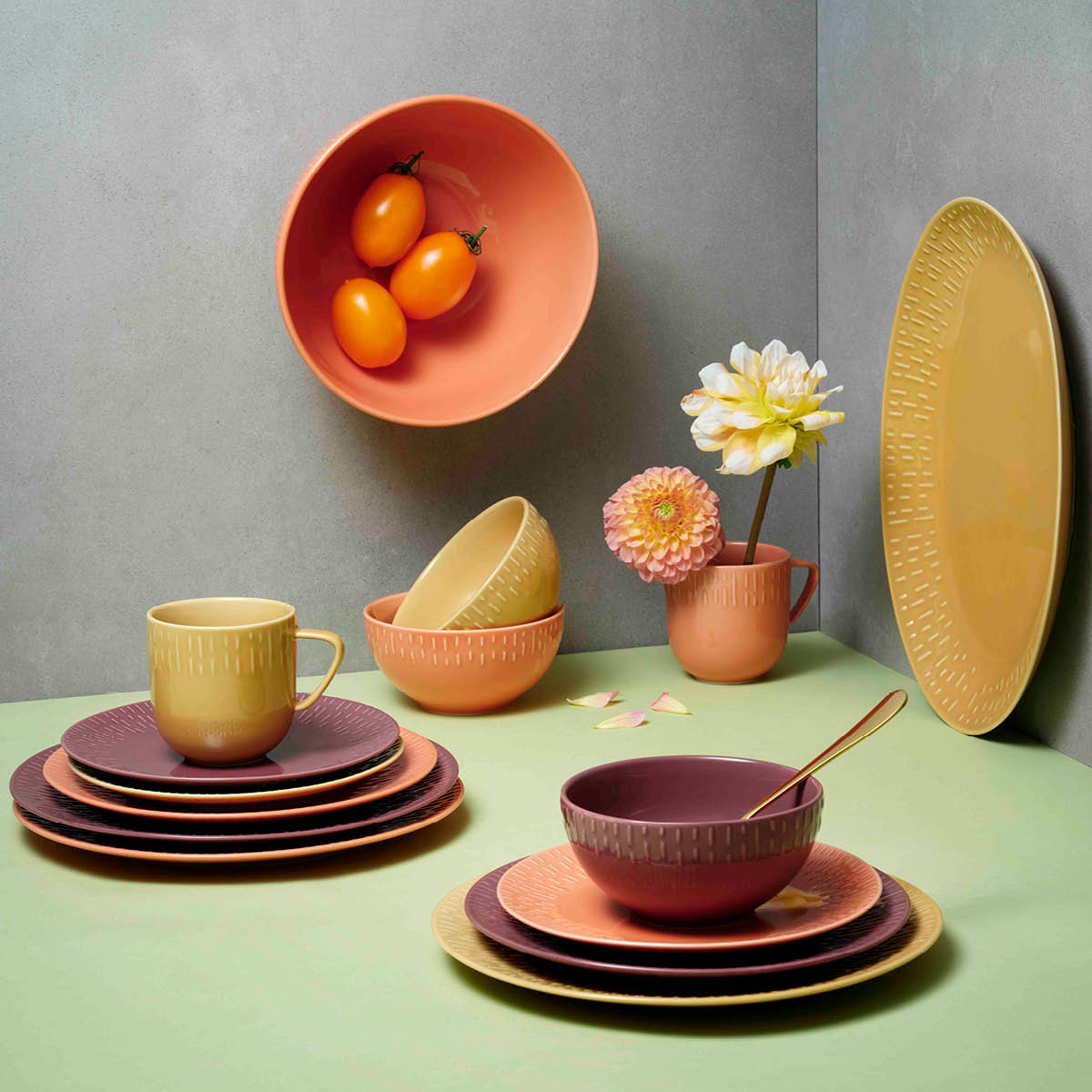 Confetti Uppläggningsfat ovalt 36x25 cm Senap