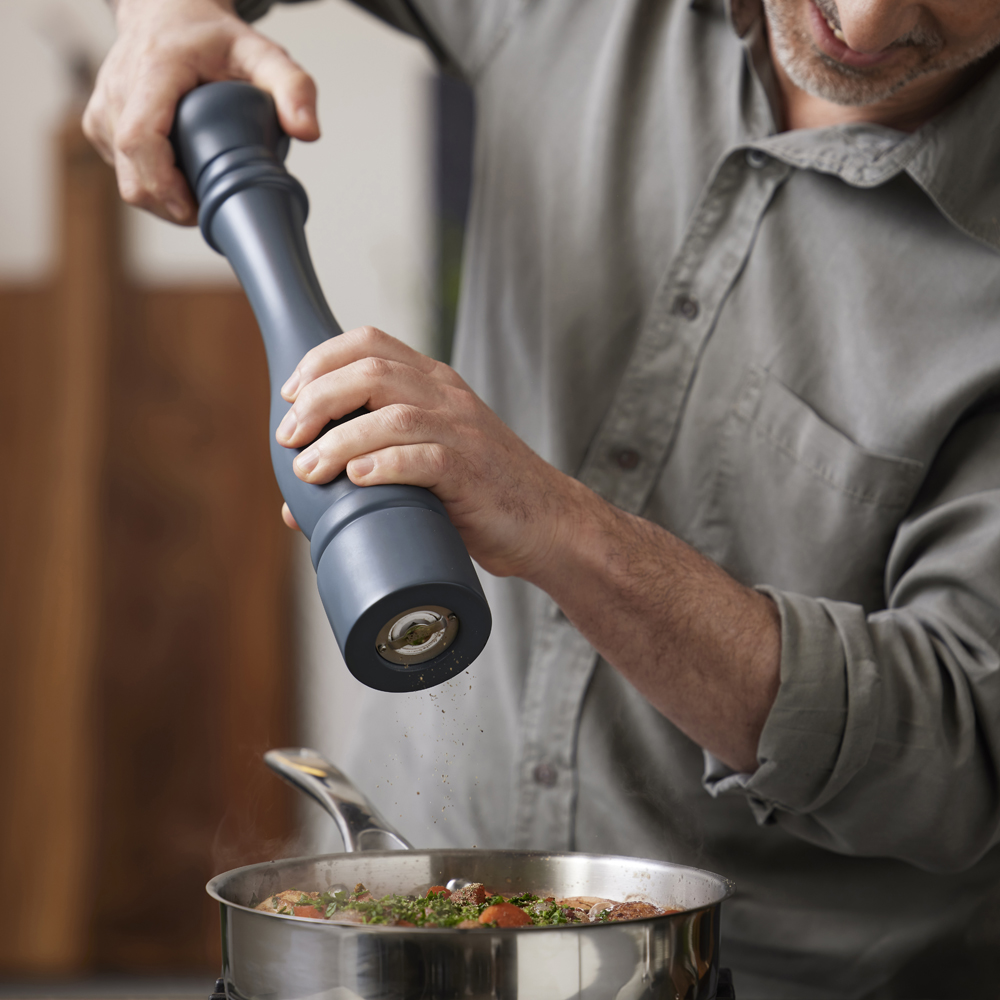 By Tareq Taylor Pepparkvarn Himalaya 40 cm Indigo