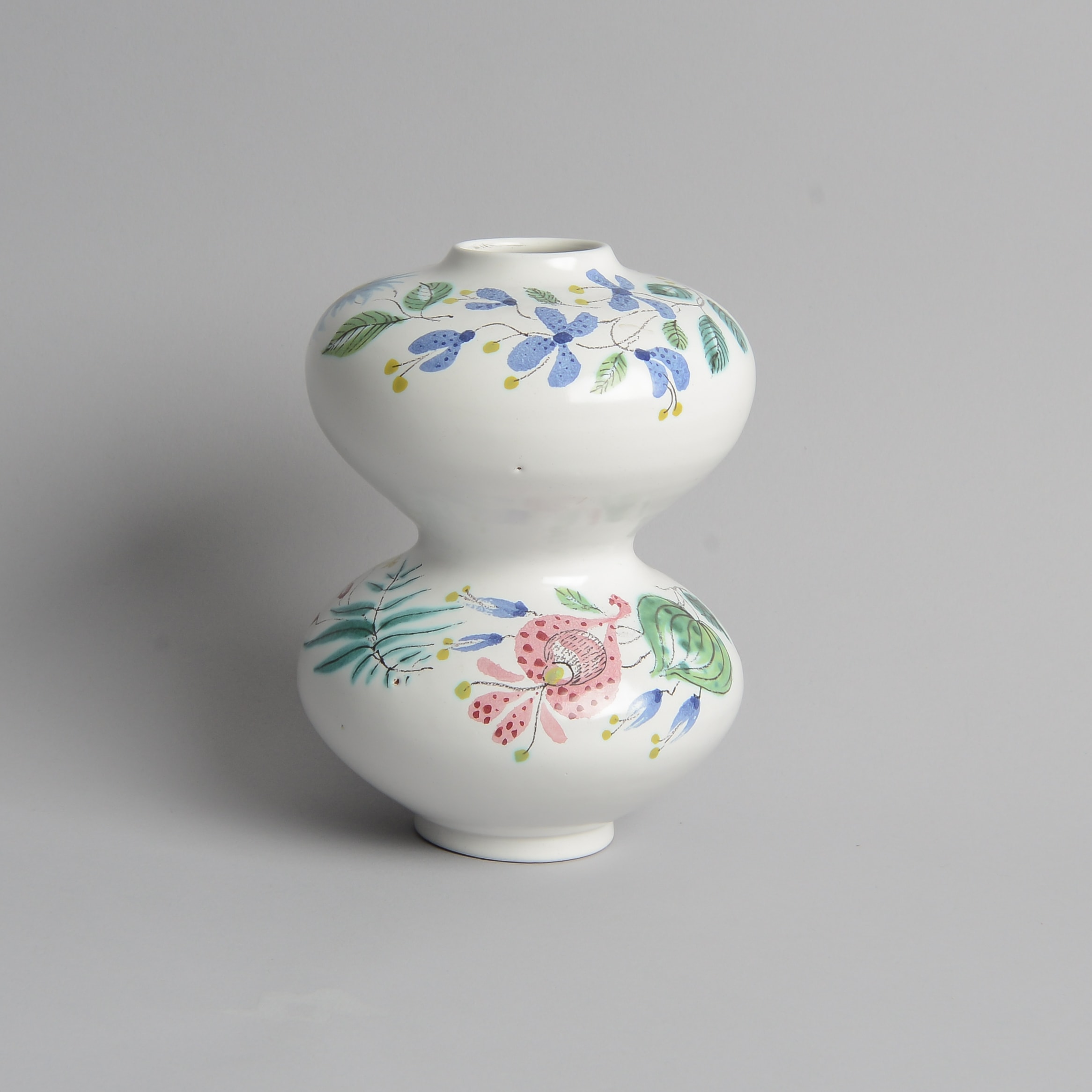 SÅLD Fajansvas med Blomstermotiv