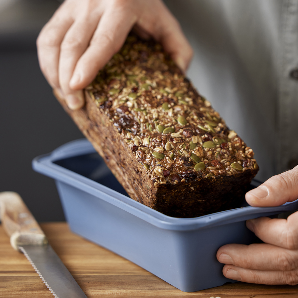 By Tareq Taylor Brödform Pecan 26x11 cm Indigo