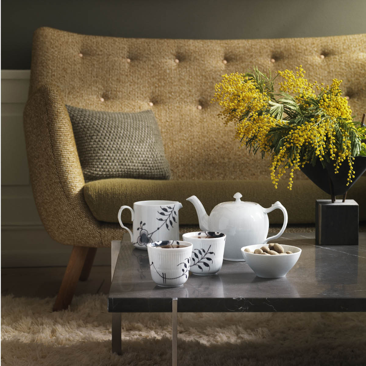 Black Fluted Mega Kanna 70 cl