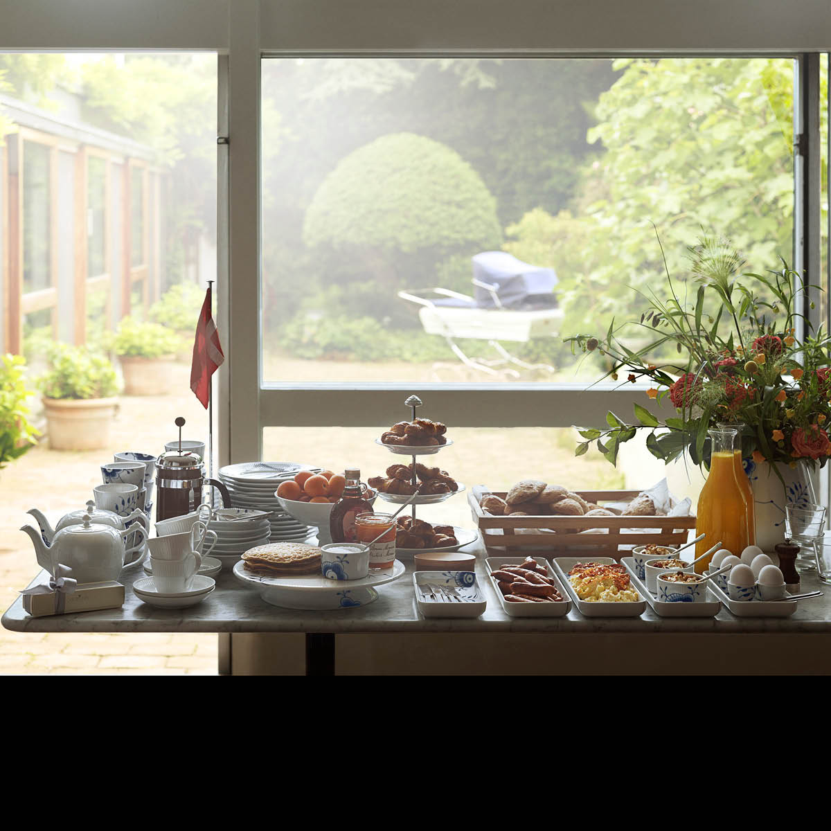 Blue Fluted Mega Fat 24x12 cm rektangulärt