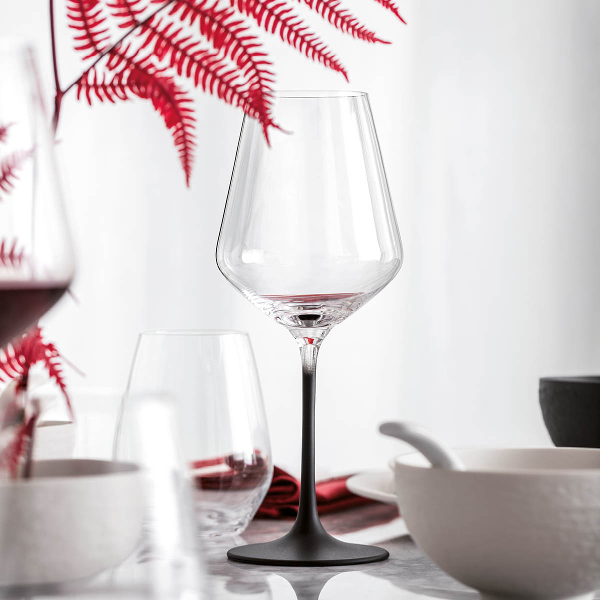 Manufacture Rock Rödvinsglas 4-pack Klar/Svart fot