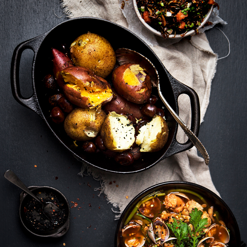 Gryta oval med järnlock 2 L