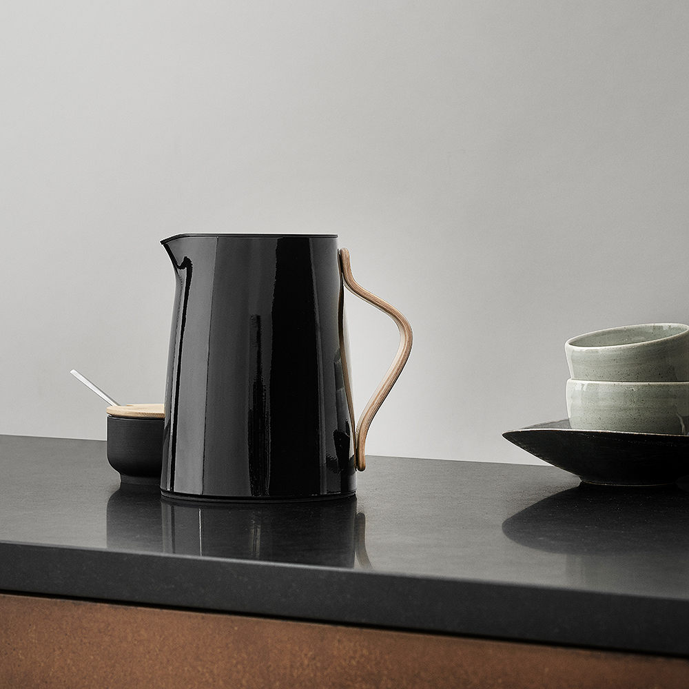 Danish Modern Emma Termoskanna Te 1 L Svart matt