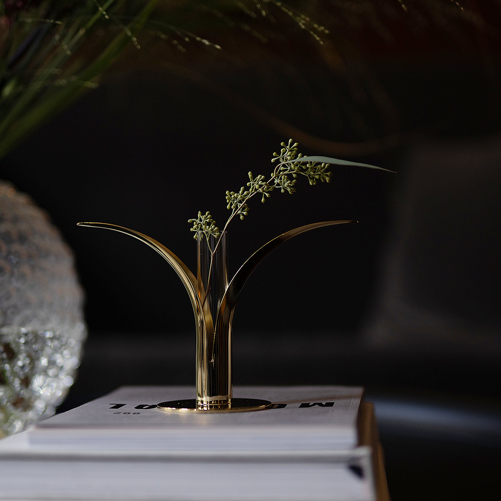 Vasinsats till ljusstake Liljan