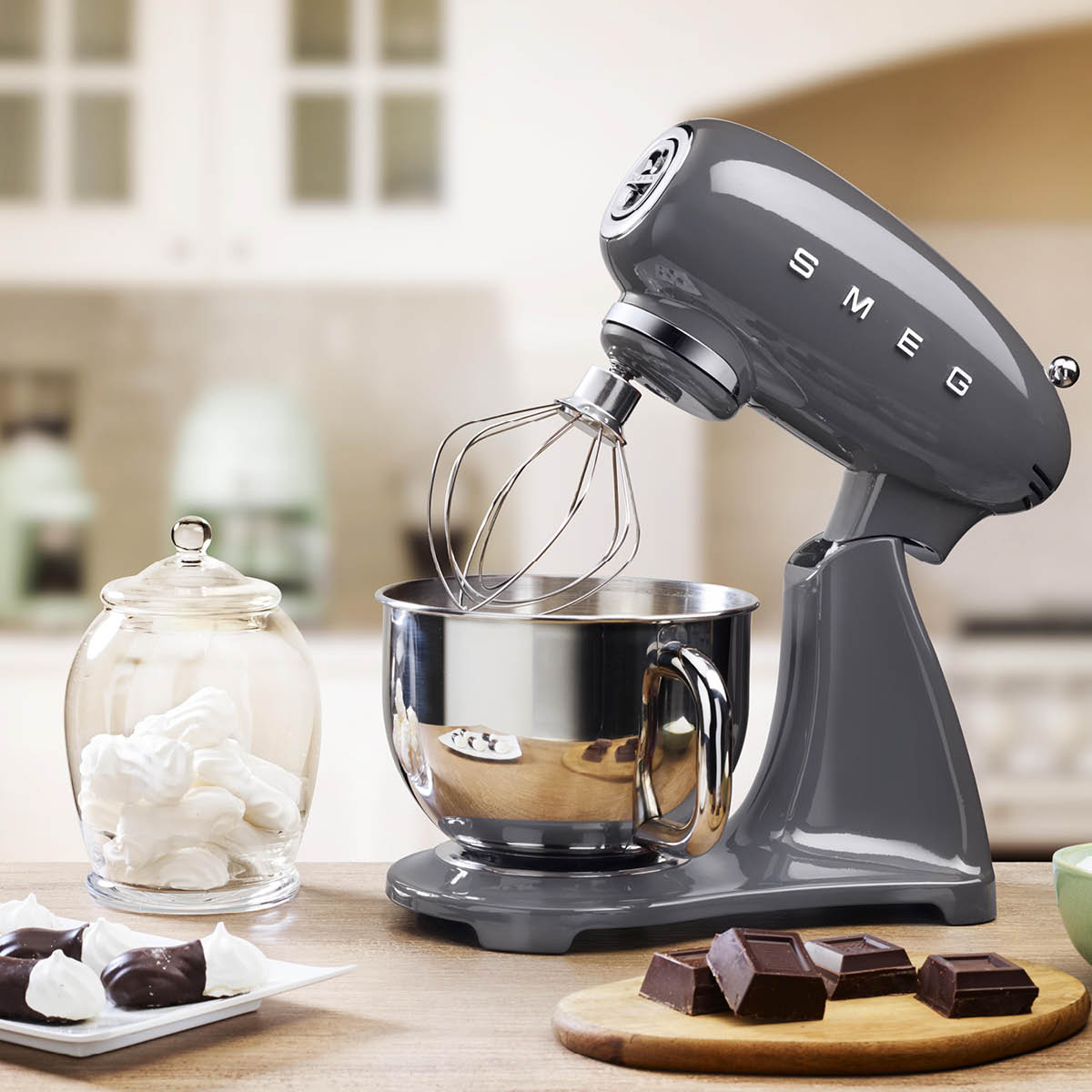 Smeg 50's Style Köksmaskin SMF03 4,8 L Grå