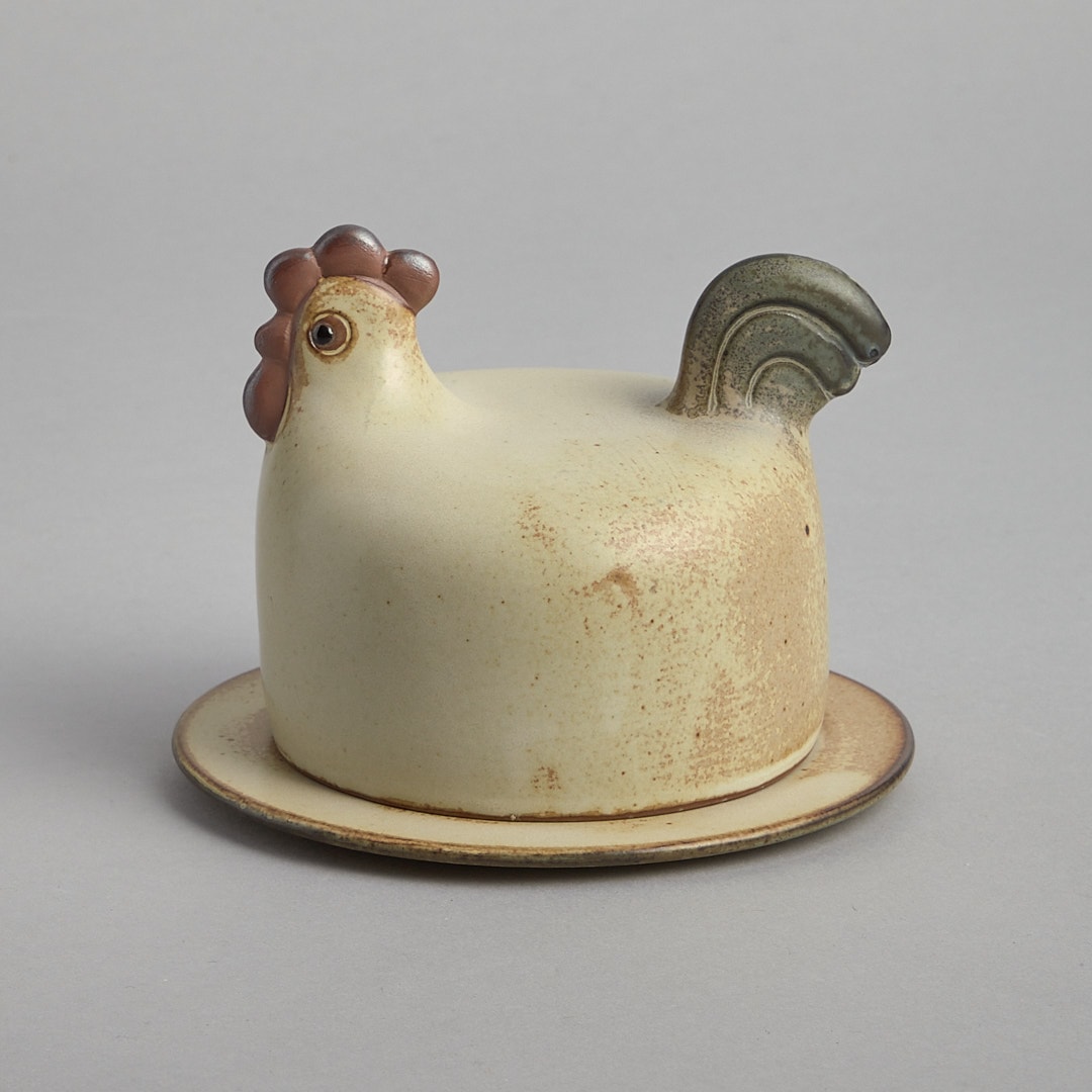 SÅLD Smörhöna av Lisa Larson