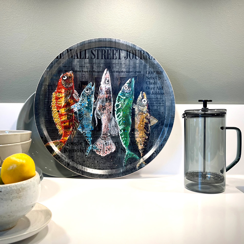 Bricka Rund Biggest Fish of Wall street 38 cm Svart