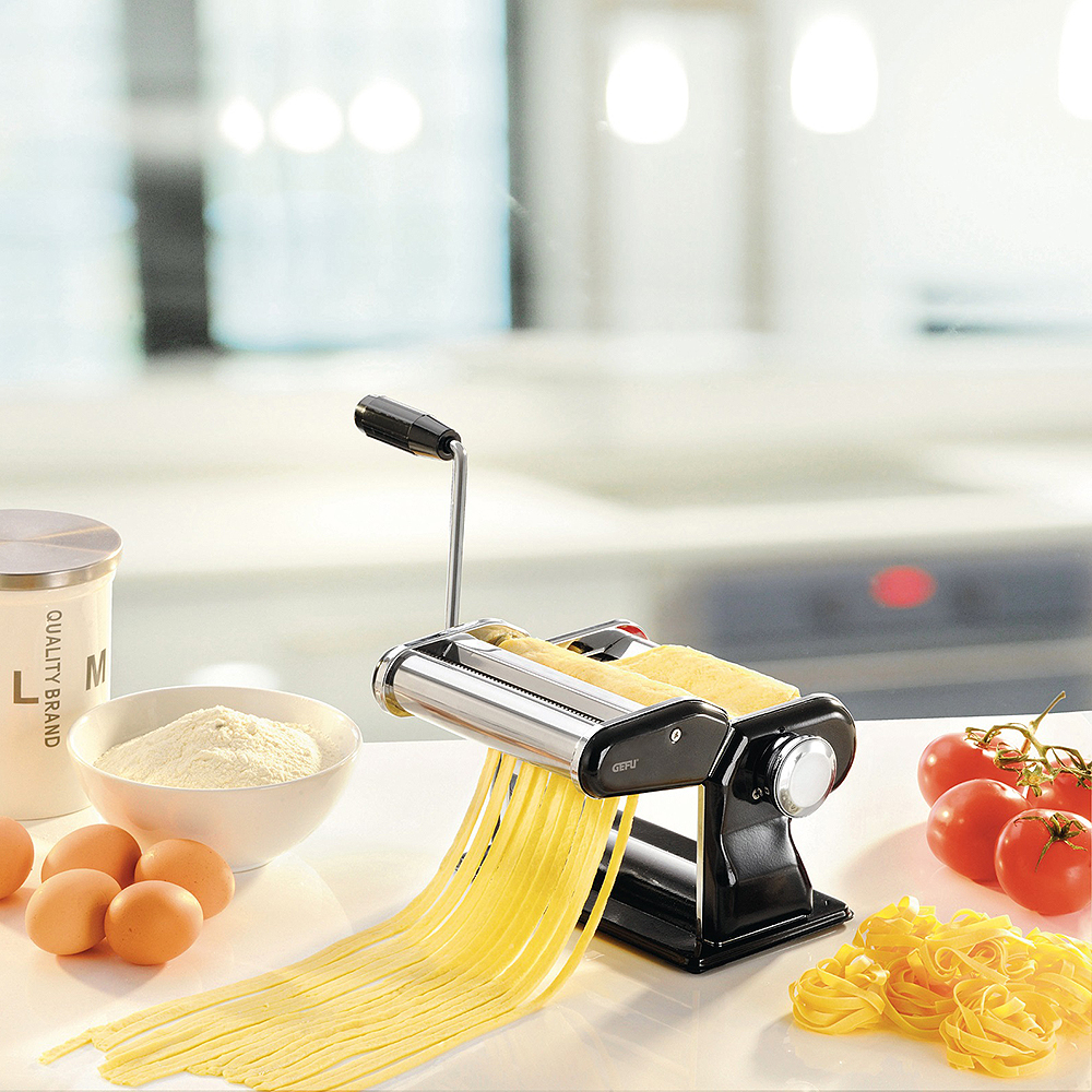 Perfetta Pastamaskin Svart
