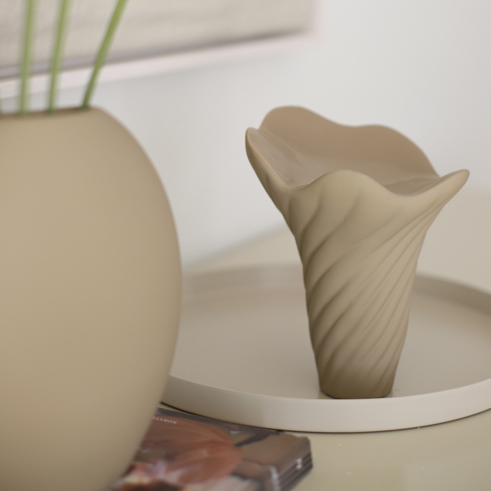 Fungi Vas 18 cm Sand