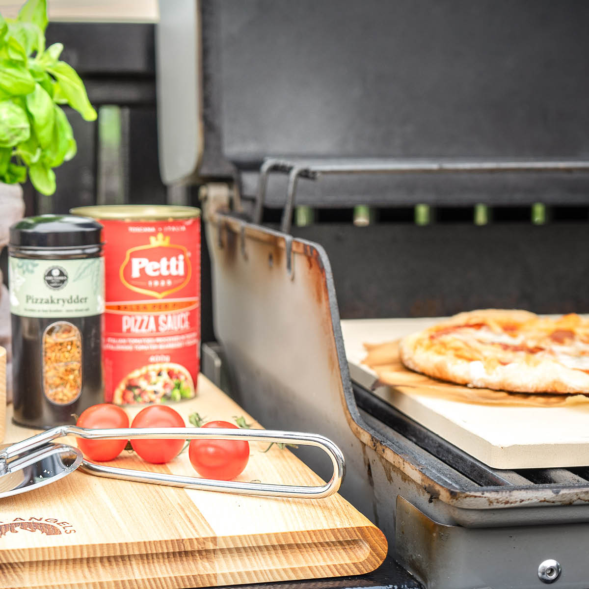 Pizza Angels Sk&auml;rbr&auml;da 38x28 cm Tr&auml;