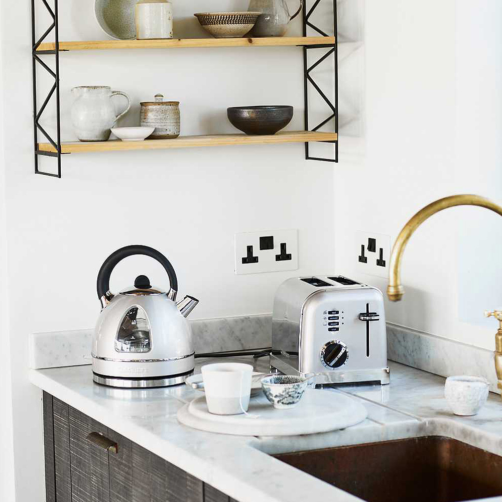 Style Traditional Kettle Vattenkokare 1,7 L Pärlfinish