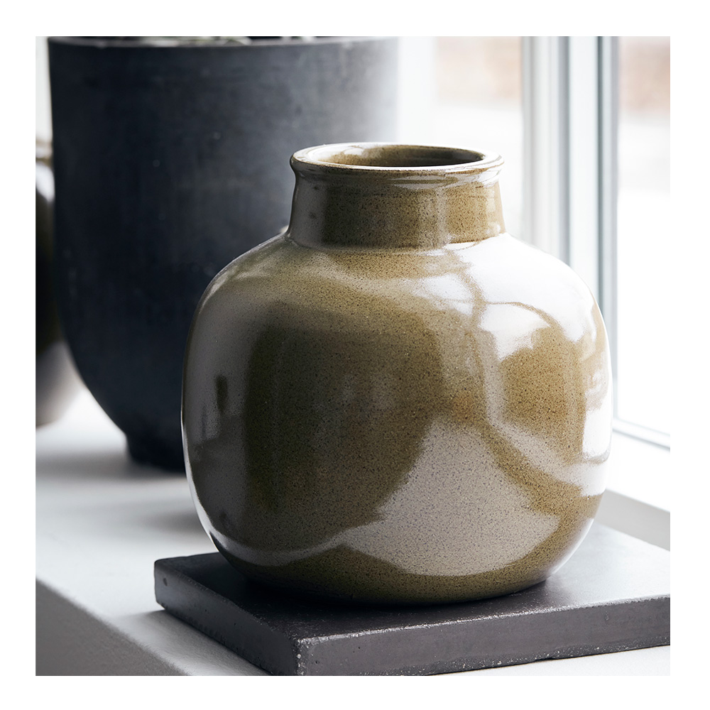 Vas Aju 17x17,5 cm Olivgrön