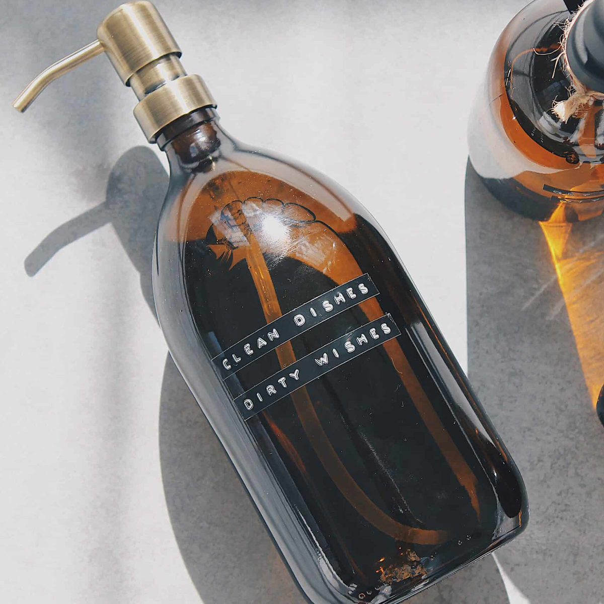 Diskmedel med pump 1 L Mässing/Brun