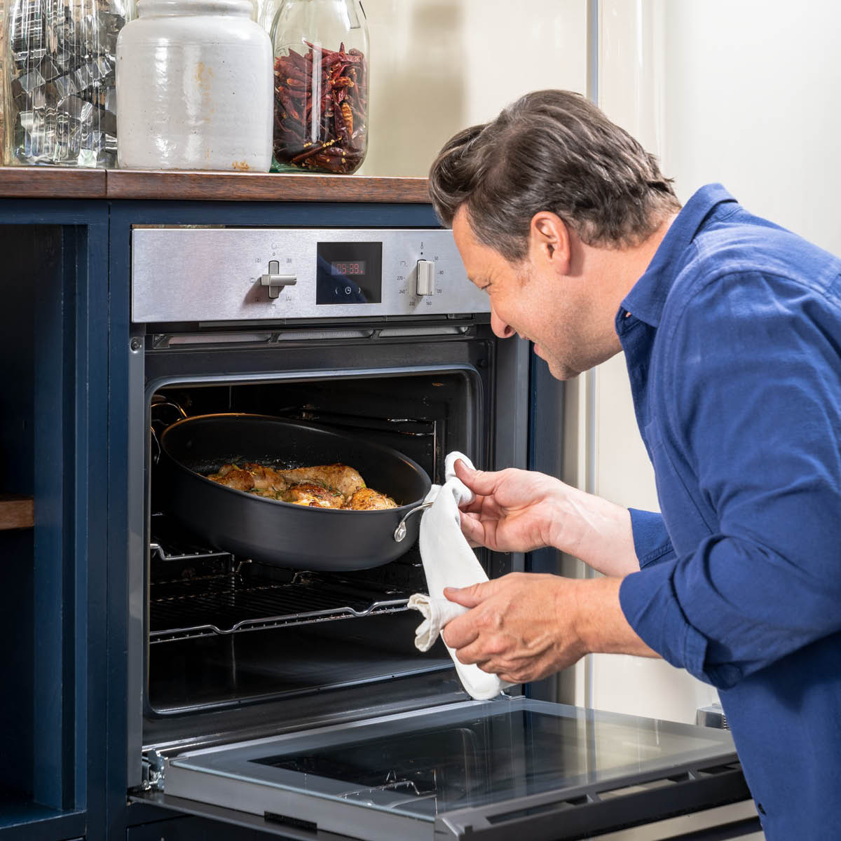 Jamie Oliver Stekgryta Tefal Cook's Classic Hard Anodized med lock 30 cm