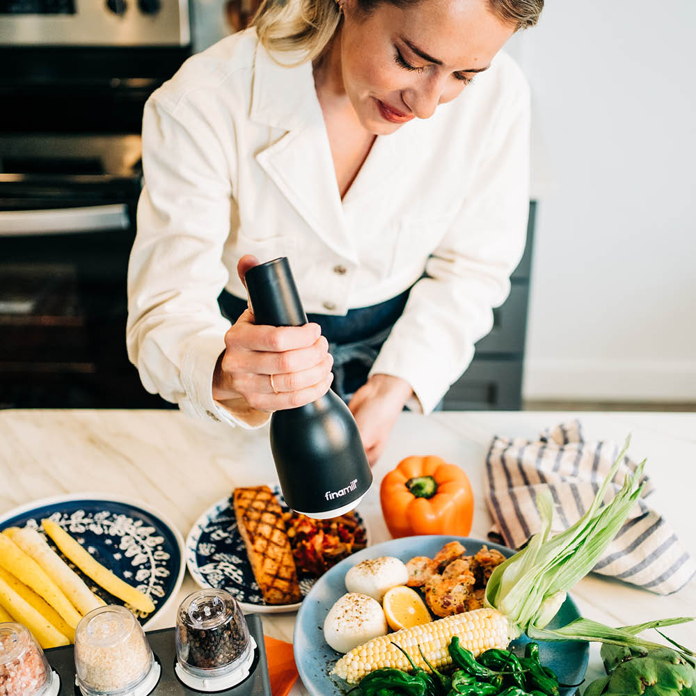 Uppladdningsbar Kvarn 22,7 cm Midnight black