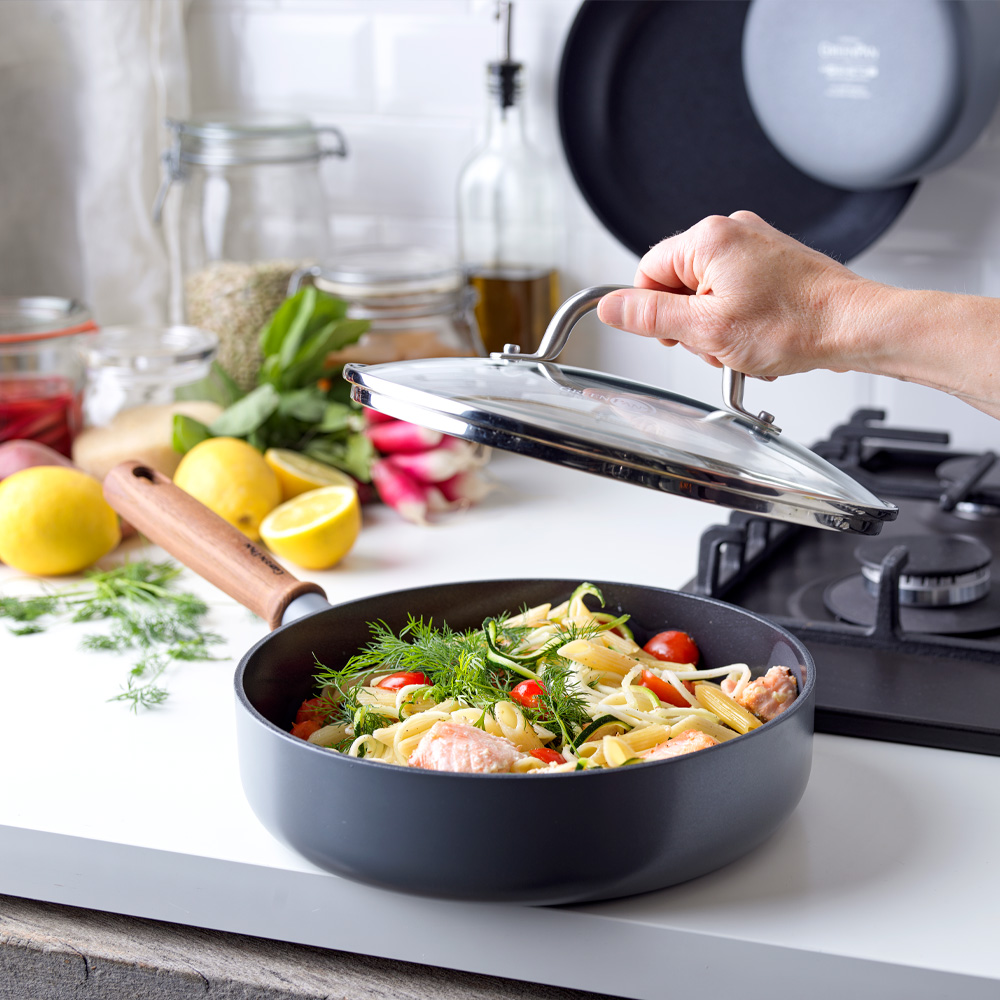 Mayflower Pro Stekpanne och Redskapsset 9 delar Svart