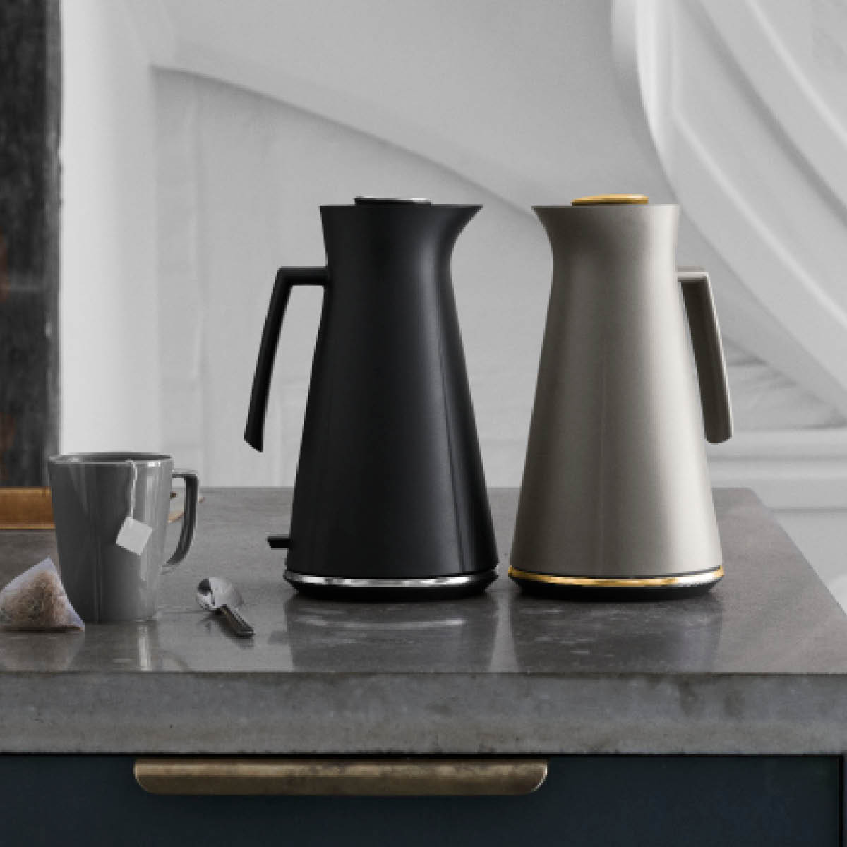 Grand Cru Vattenkokare 1,4 L Ash/Patinerat stål