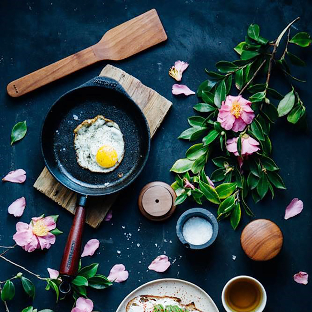 Traditional Stekpanna med trähandtag 18 cm