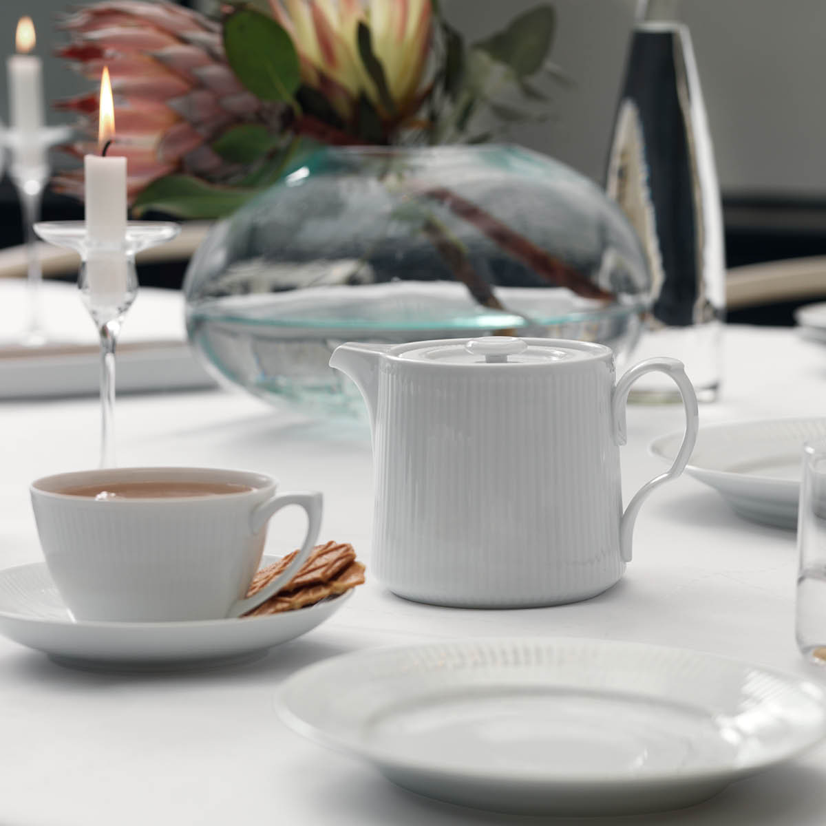 White Fluted Tallrik flat 19 cm