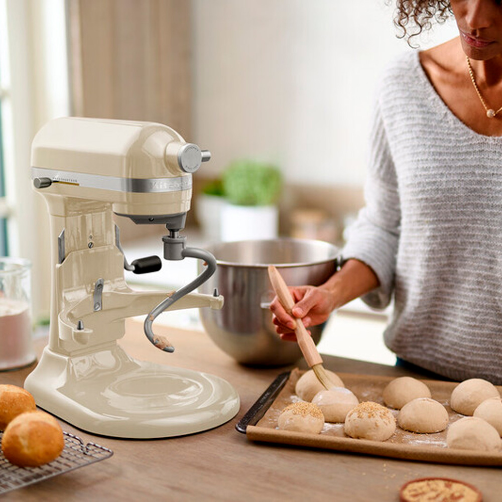 KitchenAid Artisan K&ouml;ksmaskin 5KSM60SPXEAC 5,6 L Creme