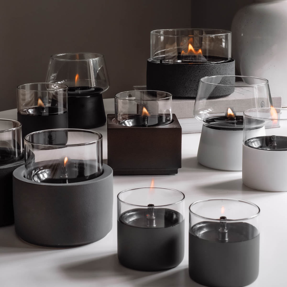 Lilly Lykta 10 cm Svart