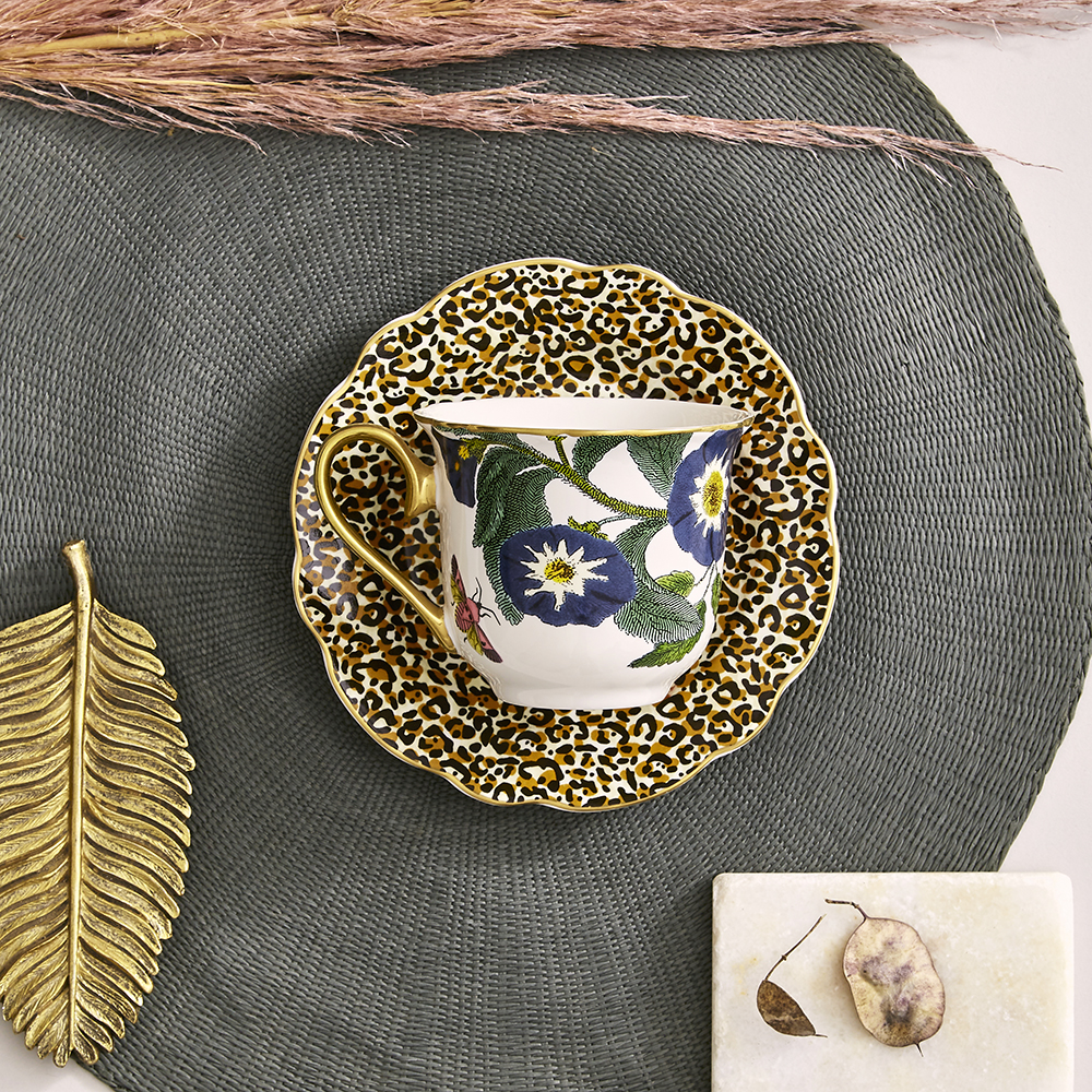 Creatures of Curiosity Tekopp med fat 25 cl White/Leo