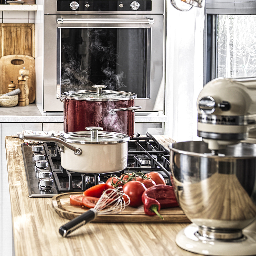 KitchenAid Steel Core Enamel Kastrull med lock 18 cm Kräm