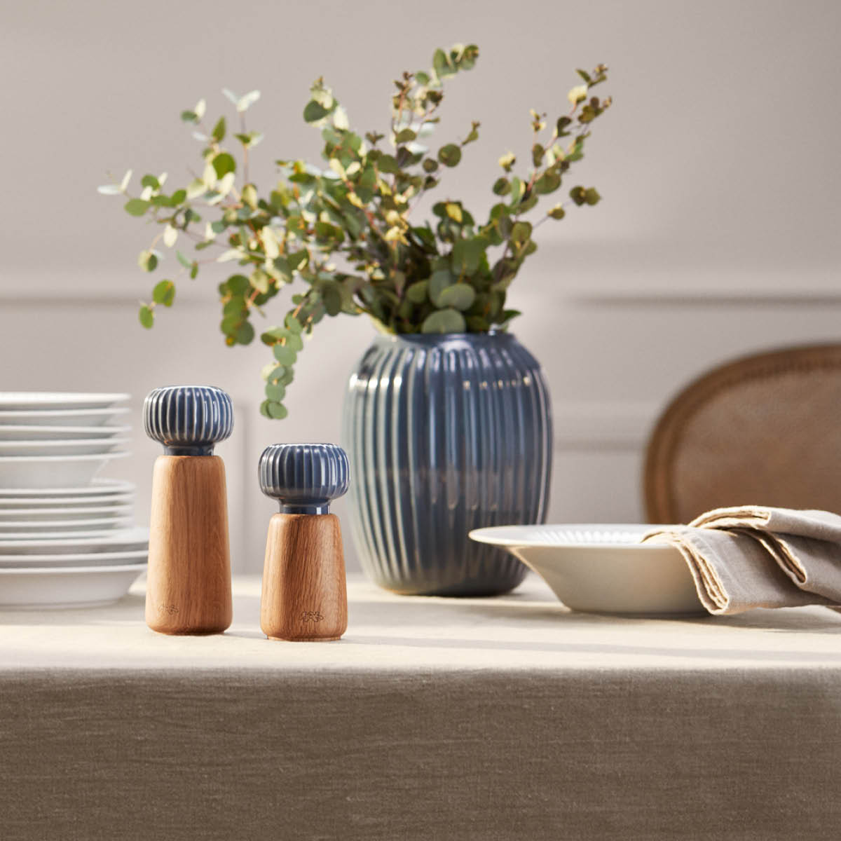 Hammersh?i Vas 20 cm Antracitgrå