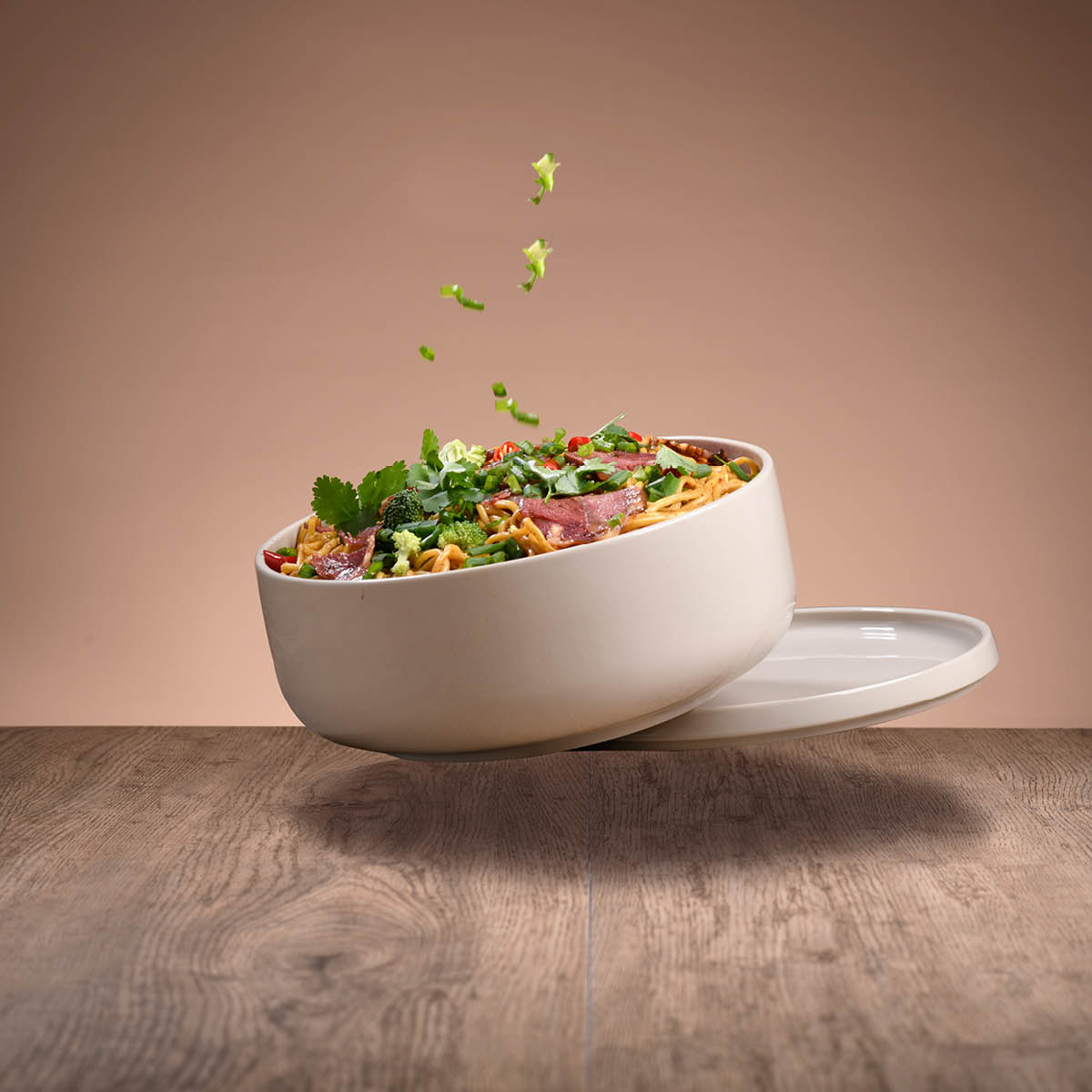 Nemo Skål med Lock 1,85 L Sand