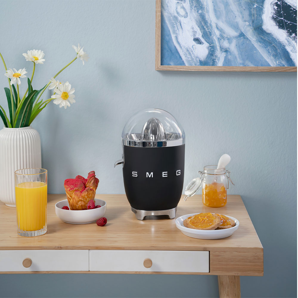 Smeg 50's Style Citruspress Mattsvart