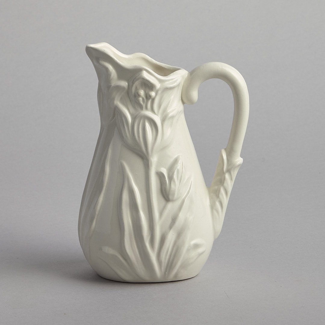 Vit Kanna med Blomsterdekor