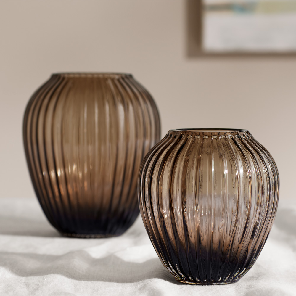 Hammersh?i Vas 14 cm Valnöt